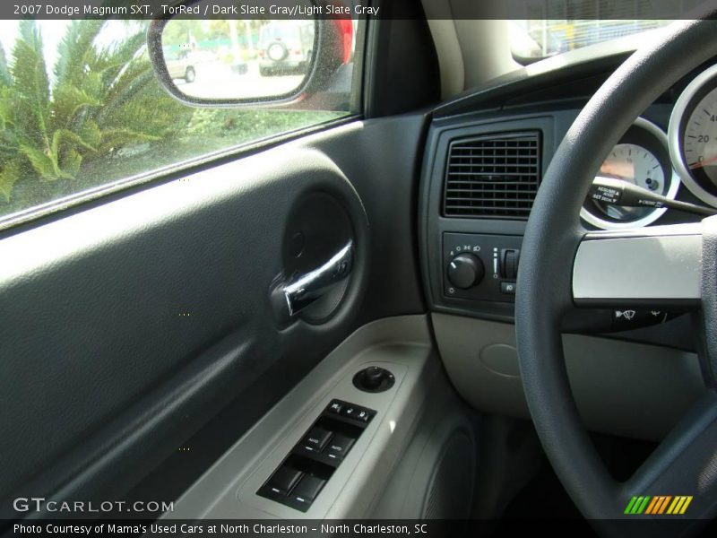 TorRed / Dark Slate Gray/Light Slate Gray 2007 Dodge Magnum SXT
