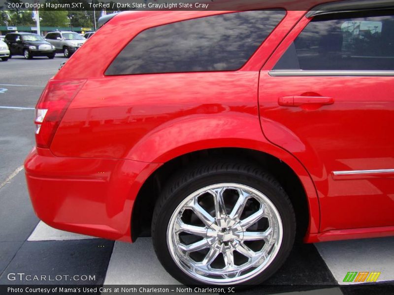 TorRed / Dark Slate Gray/Light Slate Gray 2007 Dodge Magnum SXT