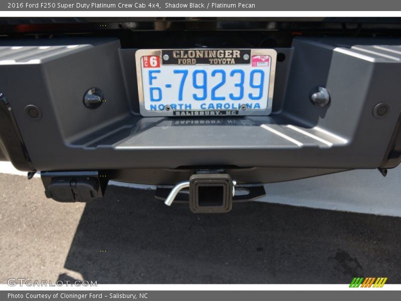 Shadow Black / Platinum Pecan 2016 Ford F250 Super Duty Platinum Crew Cab 4x4