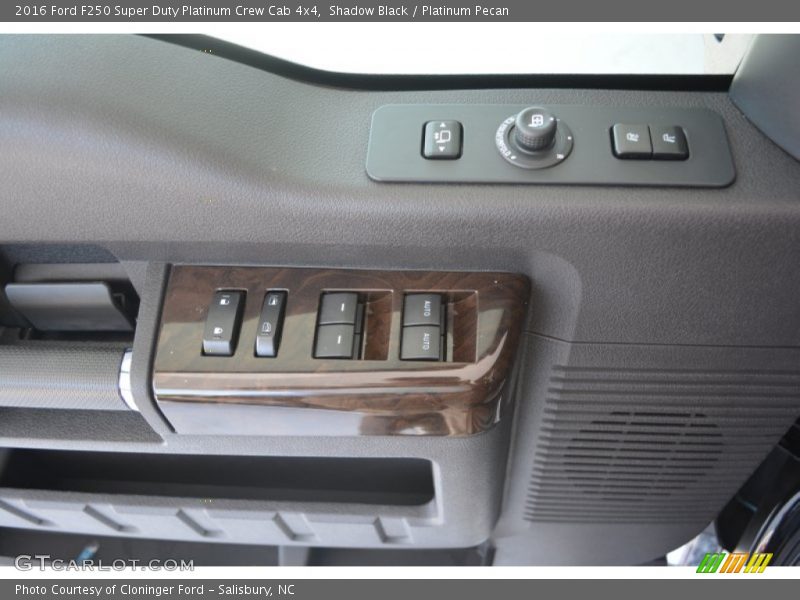 Shadow Black / Platinum Pecan 2016 Ford F250 Super Duty Platinum Crew Cab 4x4