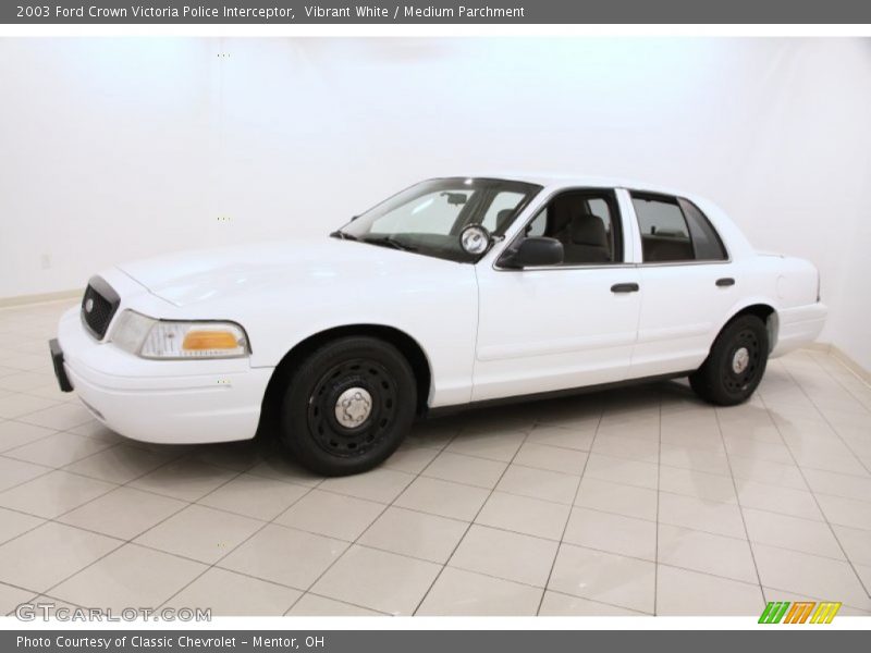 Vibrant White / Medium Parchment 2003 Ford Crown Victoria Police Interceptor