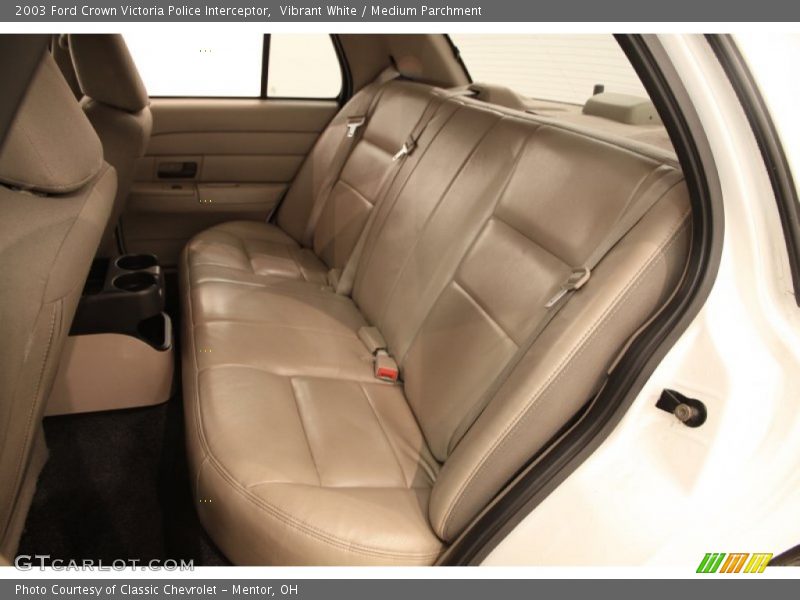 Vibrant White / Medium Parchment 2003 Ford Crown Victoria Police Interceptor