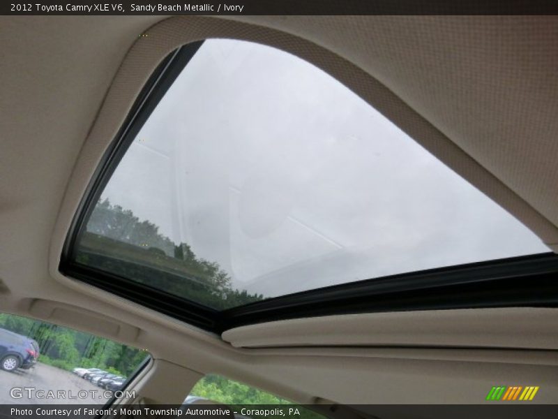 Sandy Beach Metallic / Ivory 2012 Toyota Camry XLE V6