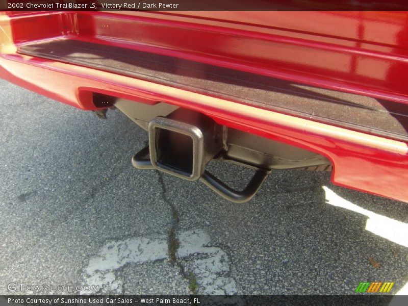Victory Red / Dark Pewter 2002 Chevrolet TrailBlazer LS