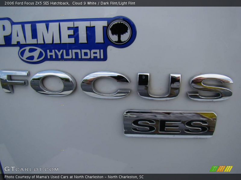 Cloud 9 White / Dark Flint/Light Flint 2006 Ford Focus ZX5 SES Hatchback