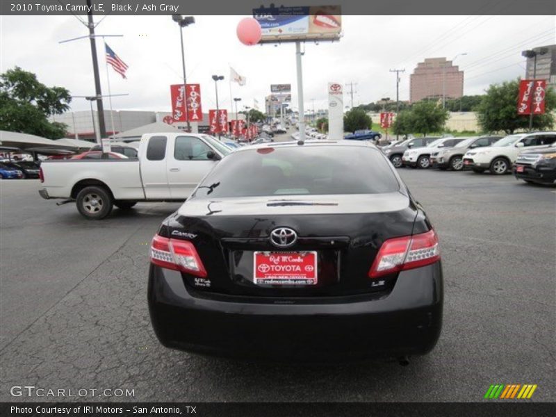 Black / Ash Gray 2010 Toyota Camry LE