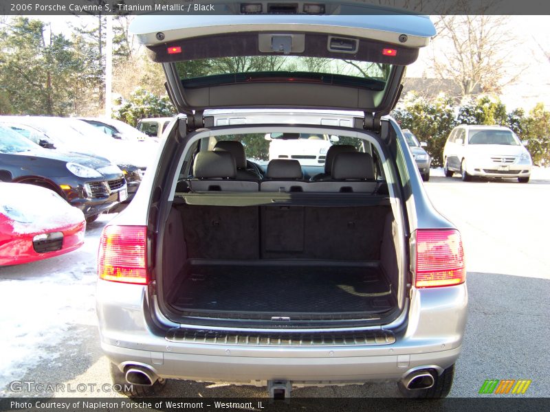 Titanium Metallic / Black 2006 Porsche Cayenne S