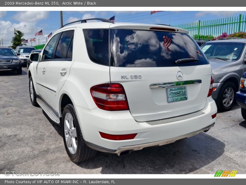 Arctic White / Black 2009 Mercedes-Benz ML 350