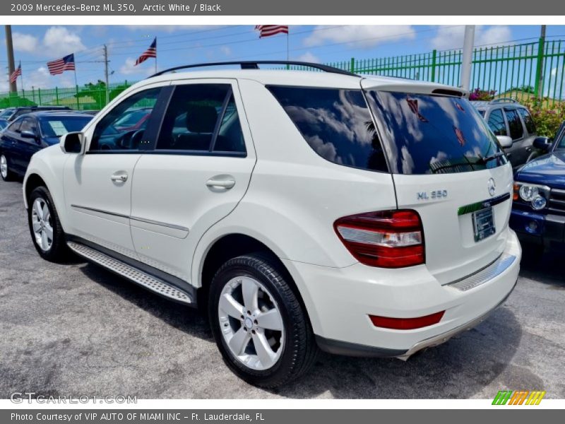 Arctic White / Black 2009 Mercedes-Benz ML 350