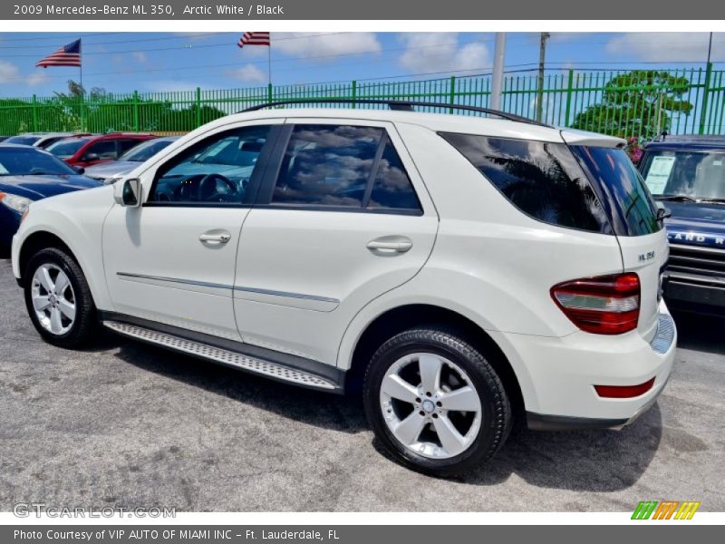 Arctic White / Black 2009 Mercedes-Benz ML 350