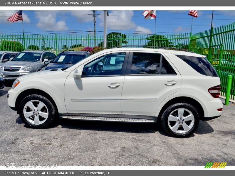 Arctic White / Black 2009 Mercedes-Benz ML 350