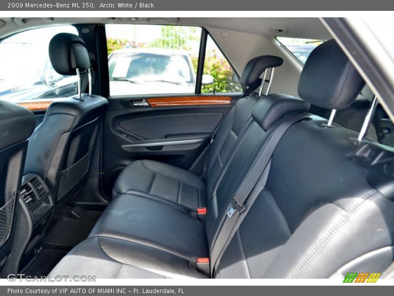 Arctic White / Black 2009 Mercedes-Benz ML 350