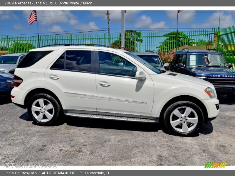 Arctic White / Black 2009 Mercedes-Benz ML 350