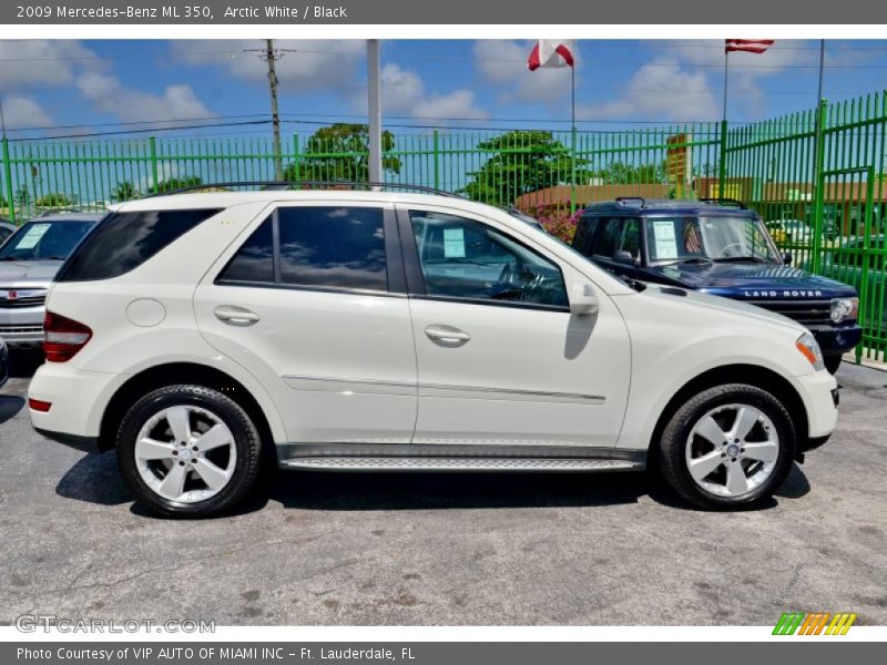 Arctic White / Black 2009 Mercedes-Benz ML 350