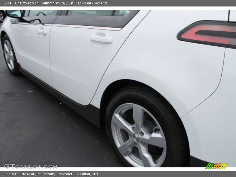 Summit White / Jet Black/Dark Accents 2015 Chevrolet Volt