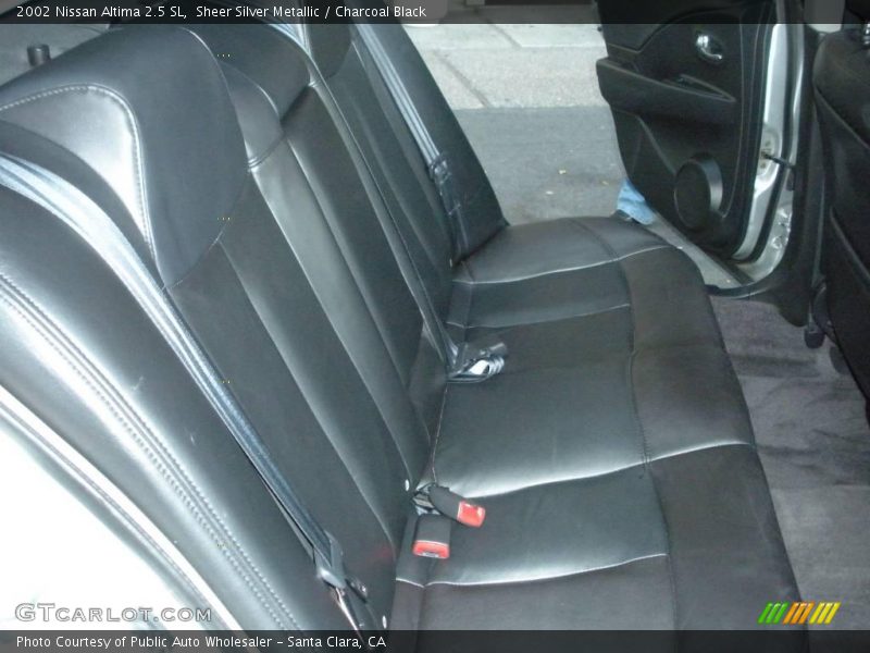 Sheer Silver Metallic / Charcoal Black 2002 Nissan Altima 2.5 SL