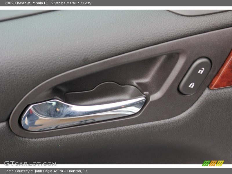 Silver Ice Metallic / Gray 2009 Chevrolet Impala LS