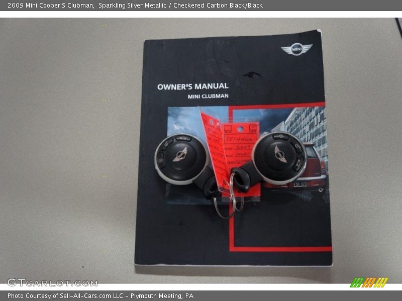 Sparkling Silver Metallic / Checkered Carbon Black/Black 2009 Mini Cooper S Clubman
