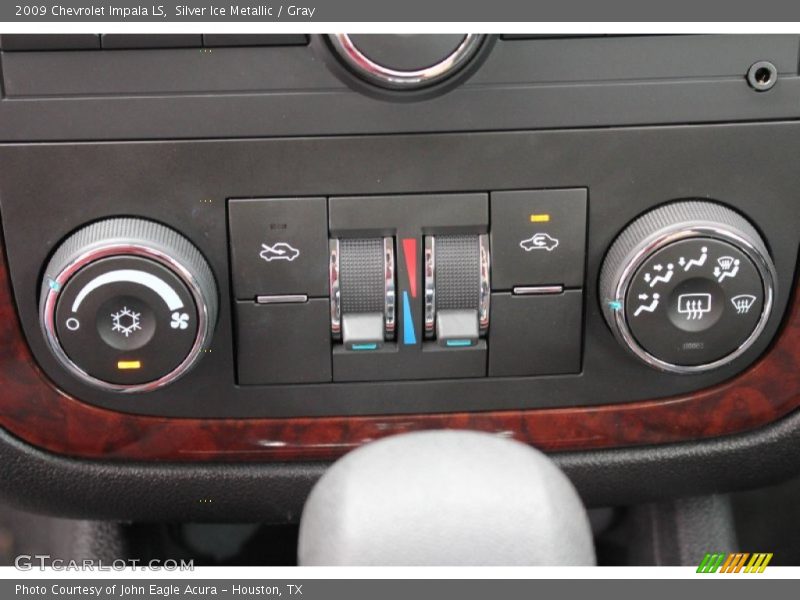 Silver Ice Metallic / Gray 2009 Chevrolet Impala LS