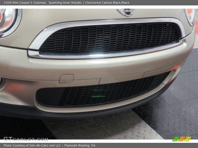 Sparkling Silver Metallic / Checkered Carbon Black/Black 2009 Mini Cooper S Clubman