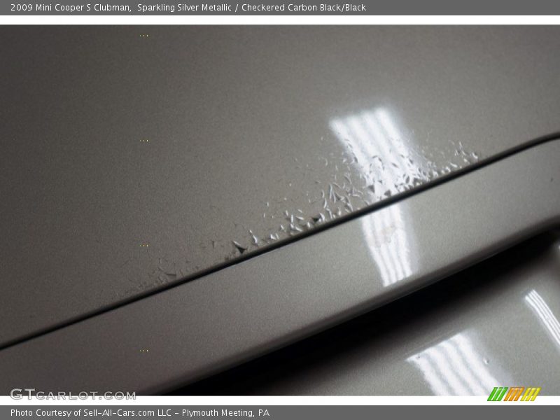 Sparkling Silver Metallic / Checkered Carbon Black/Black 2009 Mini Cooper S Clubman