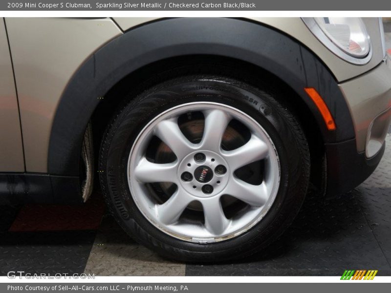 Sparkling Silver Metallic / Checkered Carbon Black/Black 2009 Mini Cooper S Clubman