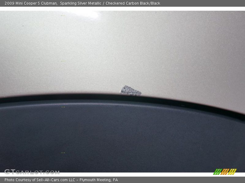 Sparkling Silver Metallic / Checkered Carbon Black/Black 2009 Mini Cooper S Clubman