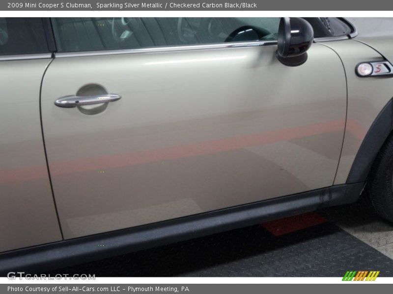 Sparkling Silver Metallic / Checkered Carbon Black/Black 2009 Mini Cooper S Clubman