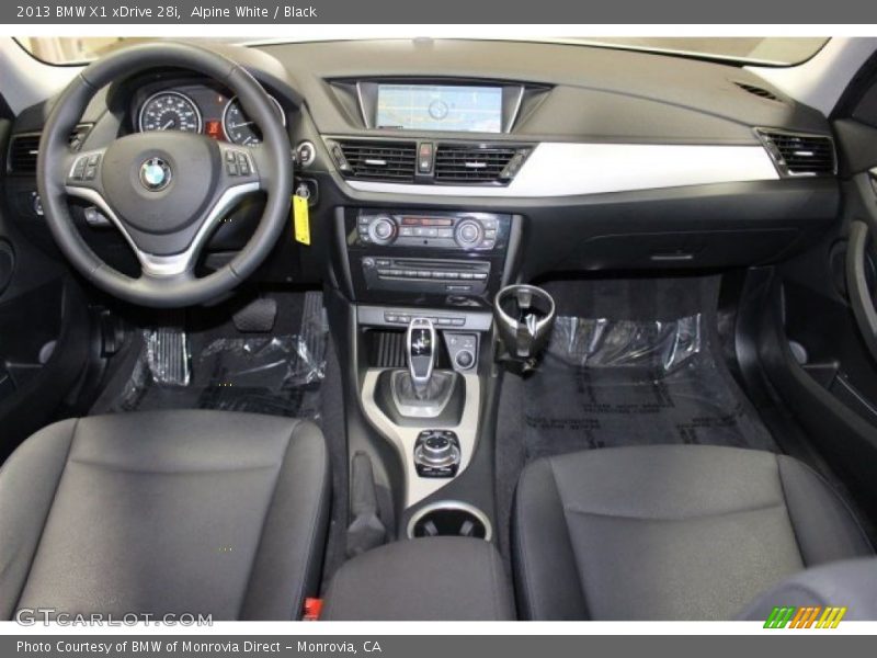 Alpine White / Black 2013 BMW X1 xDrive 28i