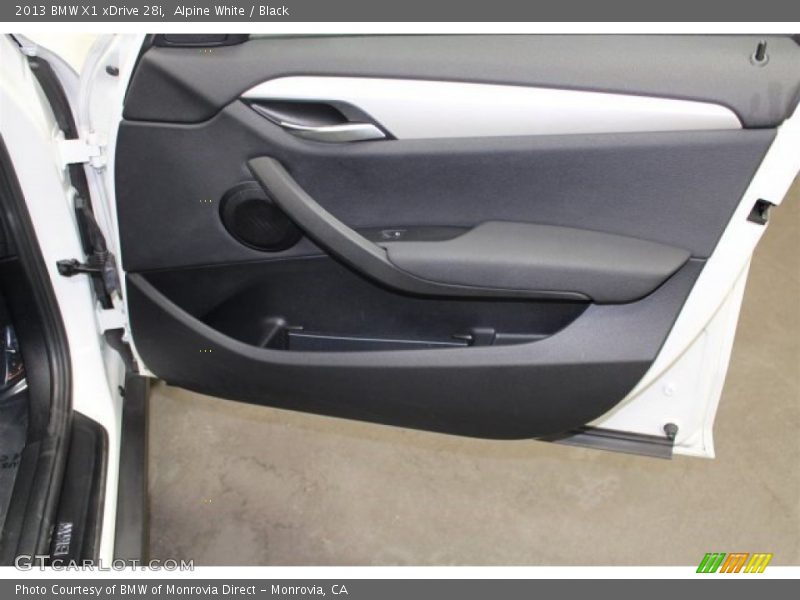 Alpine White / Black 2013 BMW X1 xDrive 28i