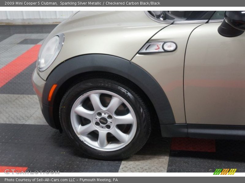 Sparkling Silver Metallic / Checkered Carbon Black/Black 2009 Mini Cooper S Clubman