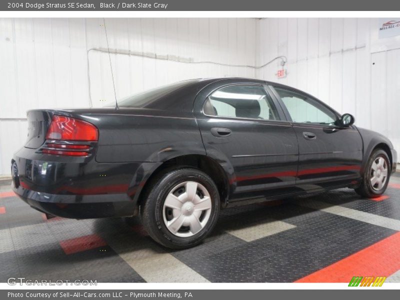Black / Dark Slate Gray 2004 Dodge Stratus SE Sedan