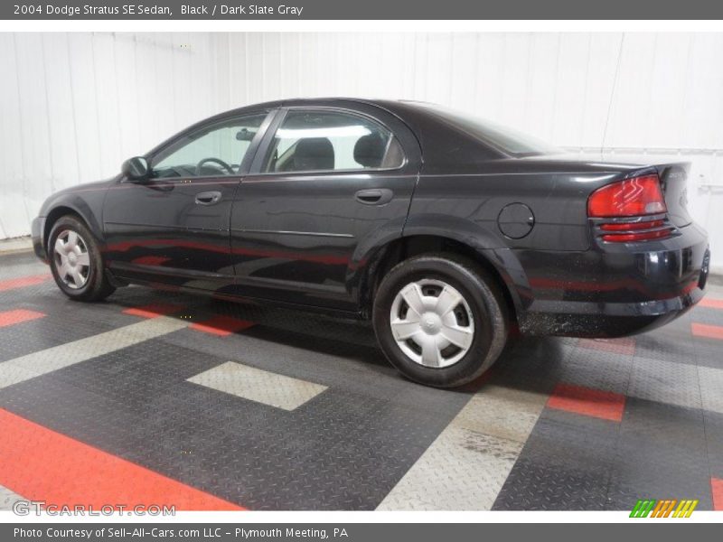 Black / Dark Slate Gray 2004 Dodge Stratus SE Sedan