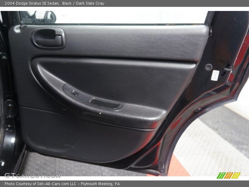 Black / Dark Slate Gray 2004 Dodge Stratus SE Sedan