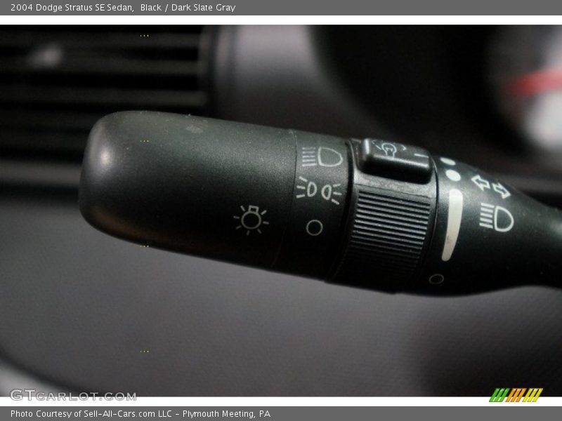 Black / Dark Slate Gray 2004 Dodge Stratus SE Sedan