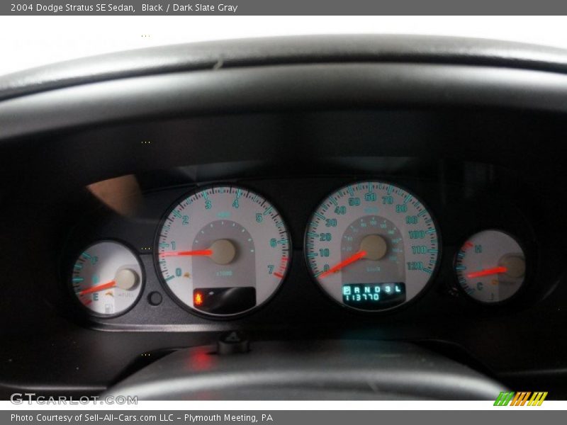 Black / Dark Slate Gray 2004 Dodge Stratus SE Sedan