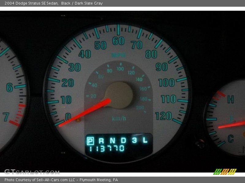 Black / Dark Slate Gray 2004 Dodge Stratus SE Sedan