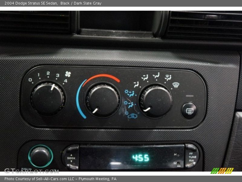 Black / Dark Slate Gray 2004 Dodge Stratus SE Sedan