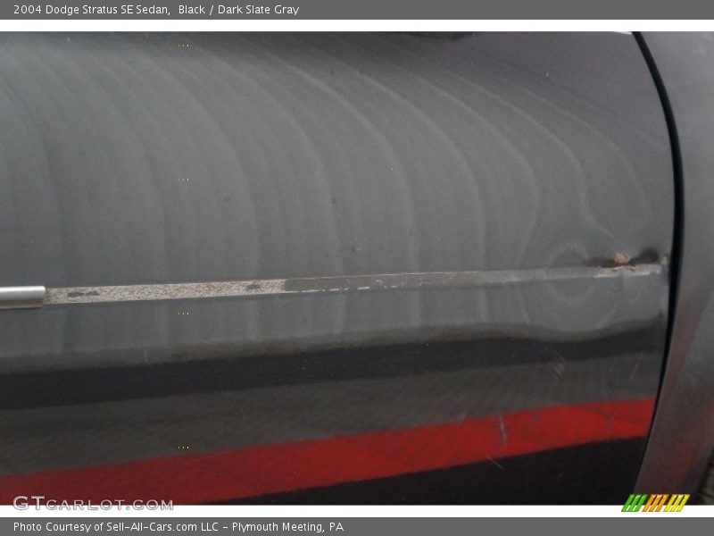 Black / Dark Slate Gray 2004 Dodge Stratus SE Sedan