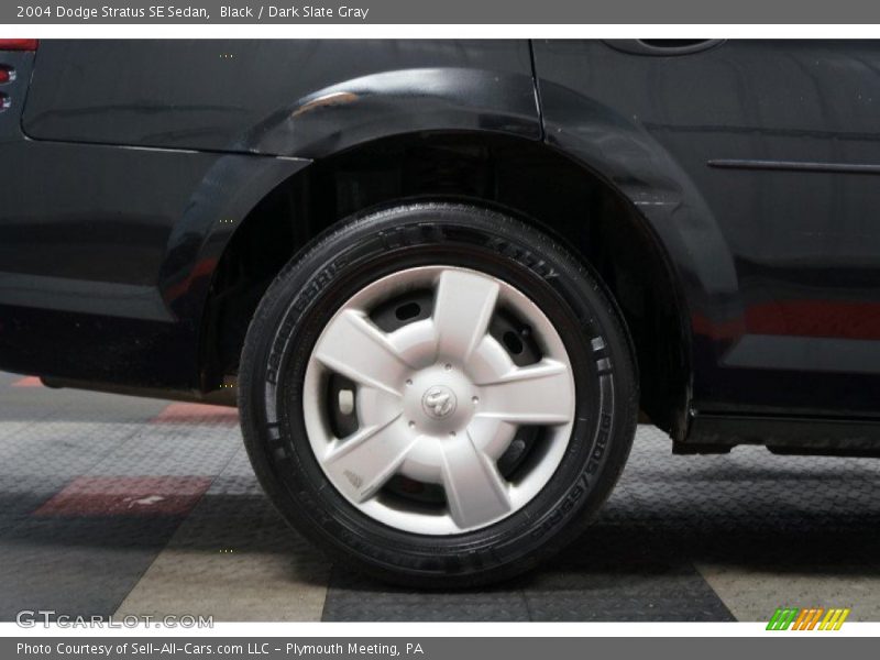 Black / Dark Slate Gray 2004 Dodge Stratus SE Sedan