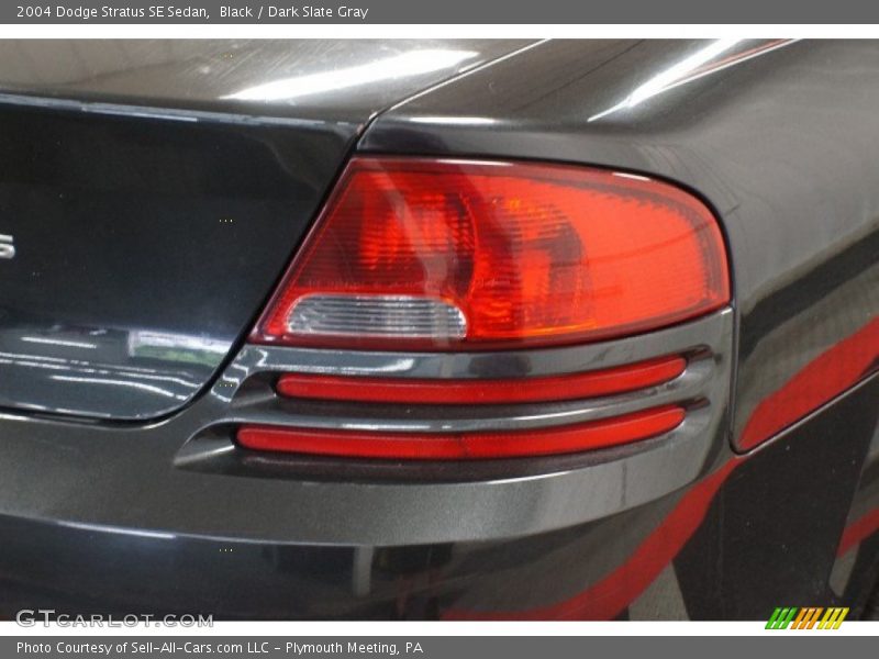 Black / Dark Slate Gray 2004 Dodge Stratus SE Sedan