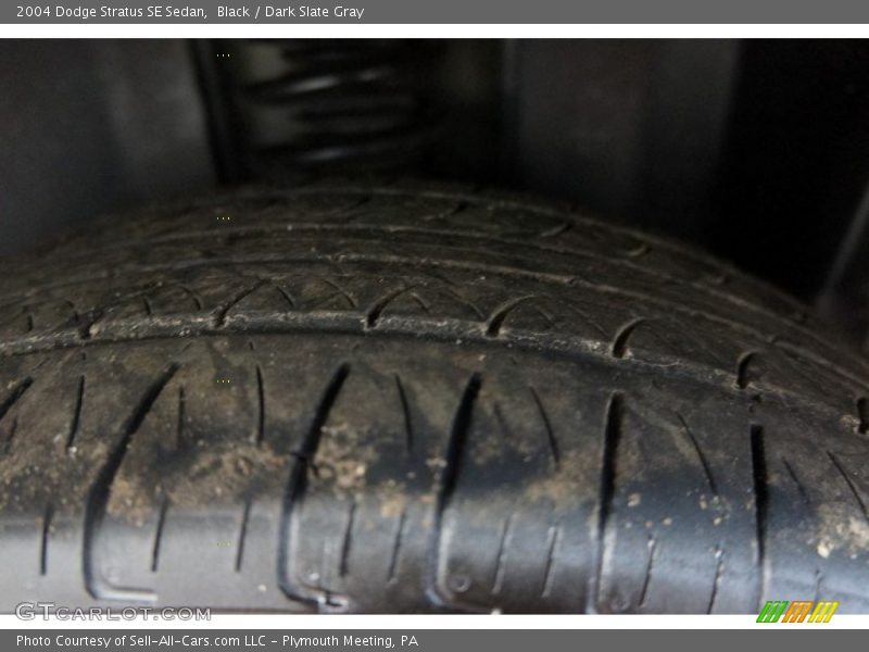 Black / Dark Slate Gray 2004 Dodge Stratus SE Sedan
