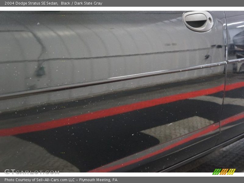 Black / Dark Slate Gray 2004 Dodge Stratus SE Sedan