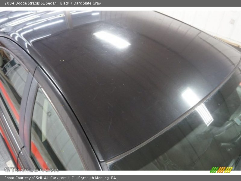 Black / Dark Slate Gray 2004 Dodge Stratus SE Sedan
