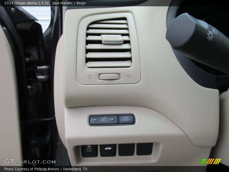 Java Metallic / Beige 2013 Nissan Altima 2.5 SV