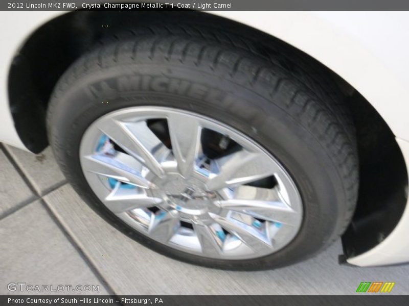 Crystal Champagne Metallic Tri-Coat / Light Camel 2012 Lincoln MKZ FWD