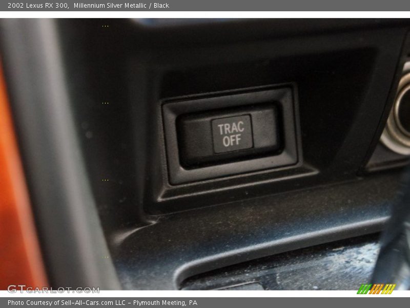 Millennium Silver Metallic / Black 2002 Lexus RX 300