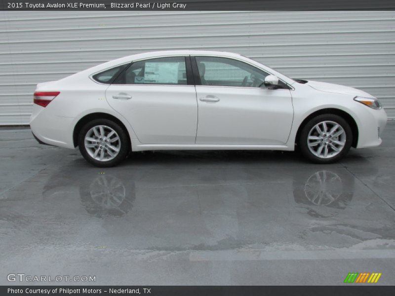 Blizzard Pearl / Light Gray 2015 Toyota Avalon XLE Premium