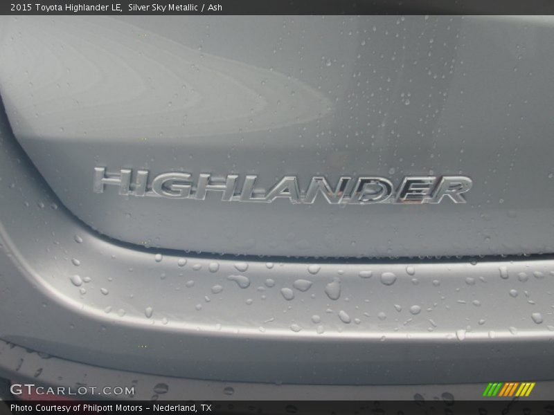 Silver Sky Metallic / Ash 2015 Toyota Highlander LE