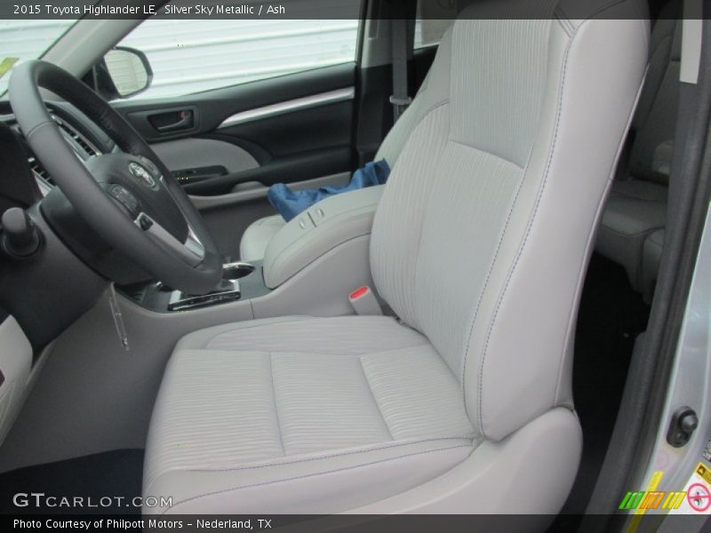 Silver Sky Metallic / Ash 2015 Toyota Highlander LE